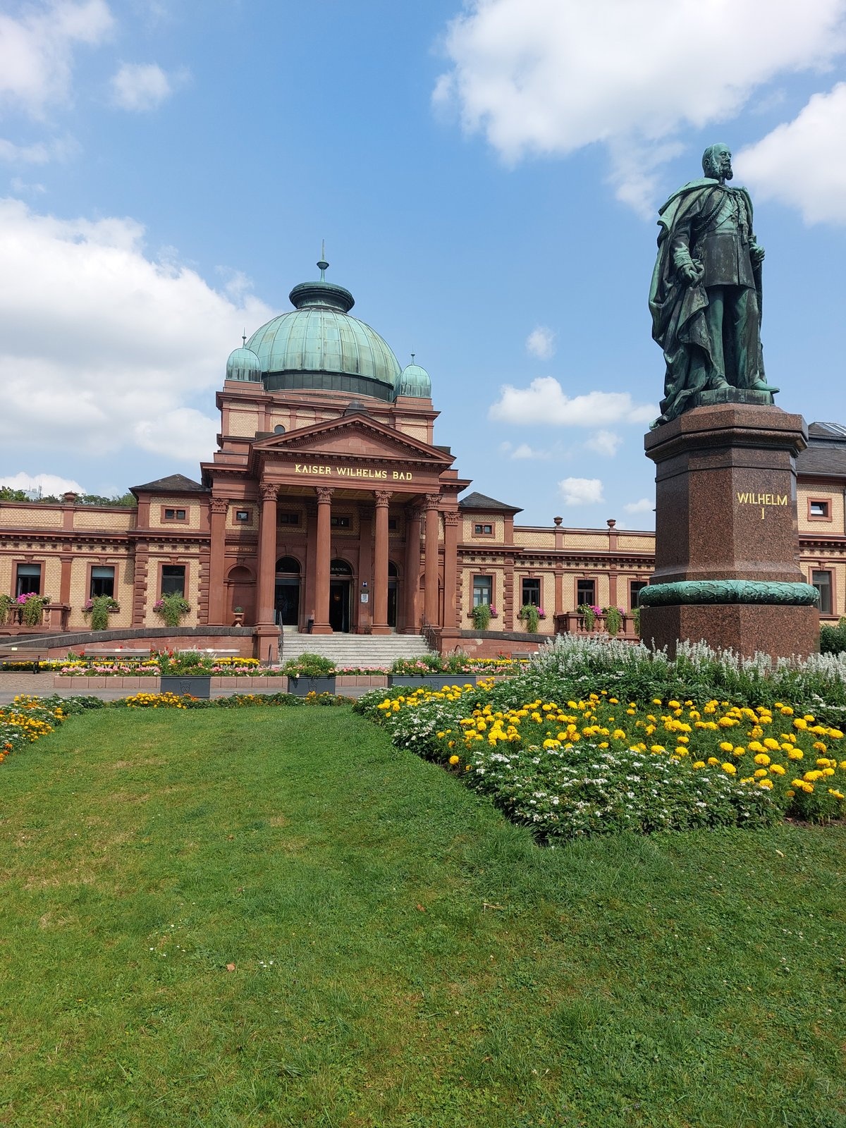 FotoMultiWide1-Bad-Homburg4